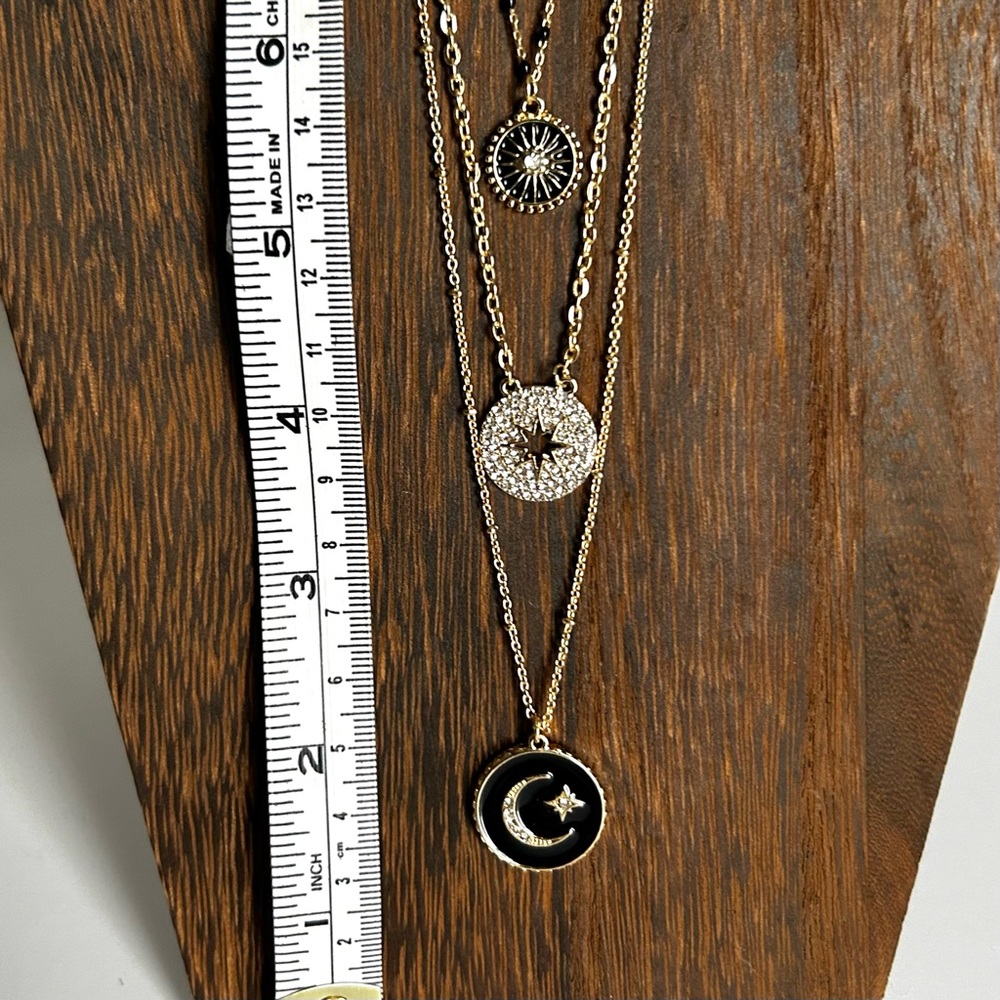 🍂3-Piece Necklace Set. Crescent Moon, Star, Evil Eye, Starburst. Black/Gold - Picture 8 of 8